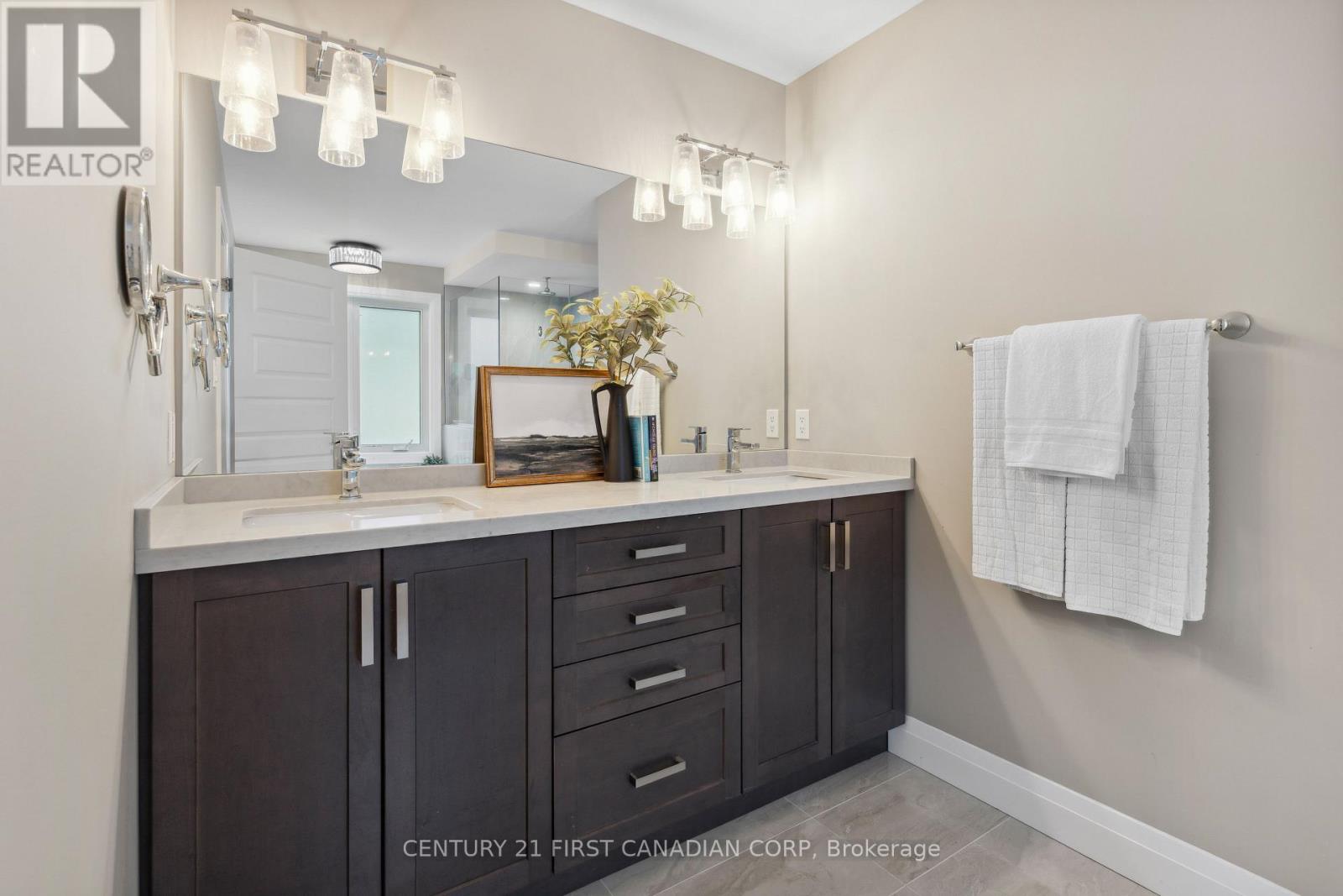 191 Spencer Avenue, Lucan Biddulph (Lucan), Ontario  N0M 2J0 - Photo 36 - X12212630
