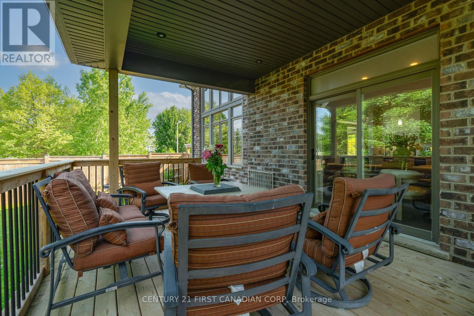 191 Spencer Avenue, Lucan Biddulph (Lucan), Ontario  N0M 2J0 - Photo 8 - X12212630