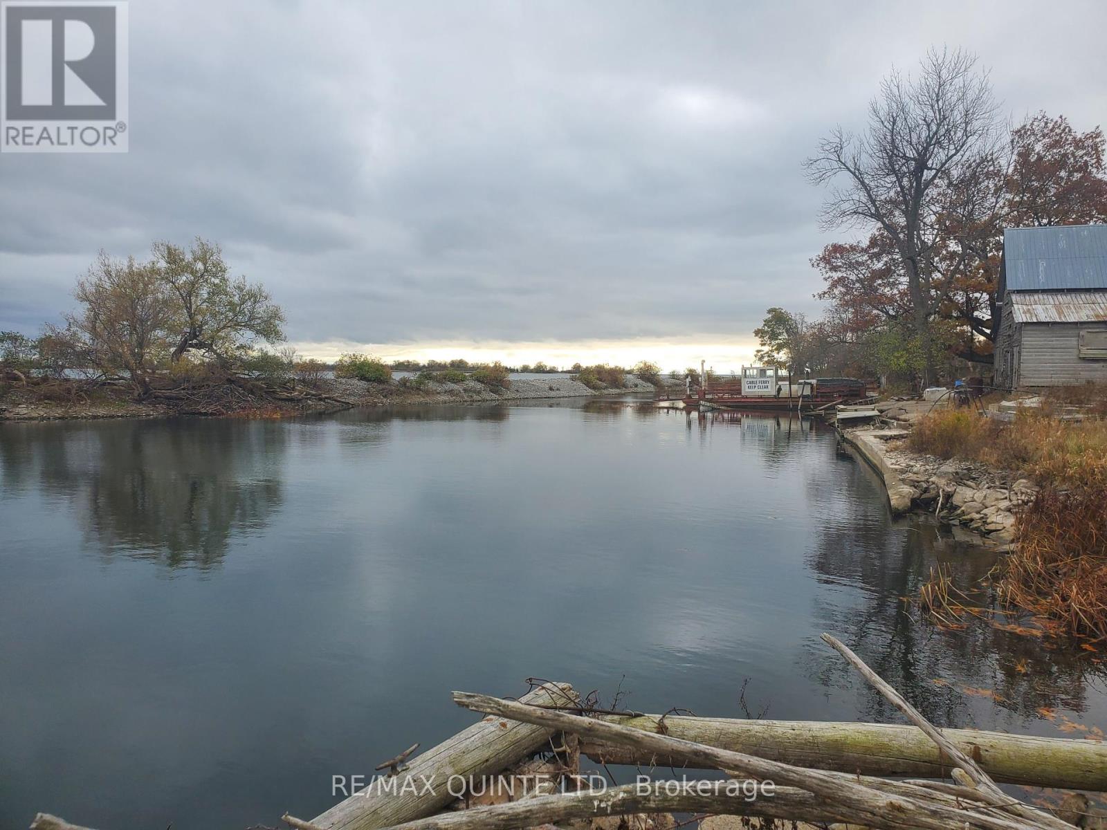 40 FISHERMAN'S COVE LANE, Frontenac Islands, Ontario