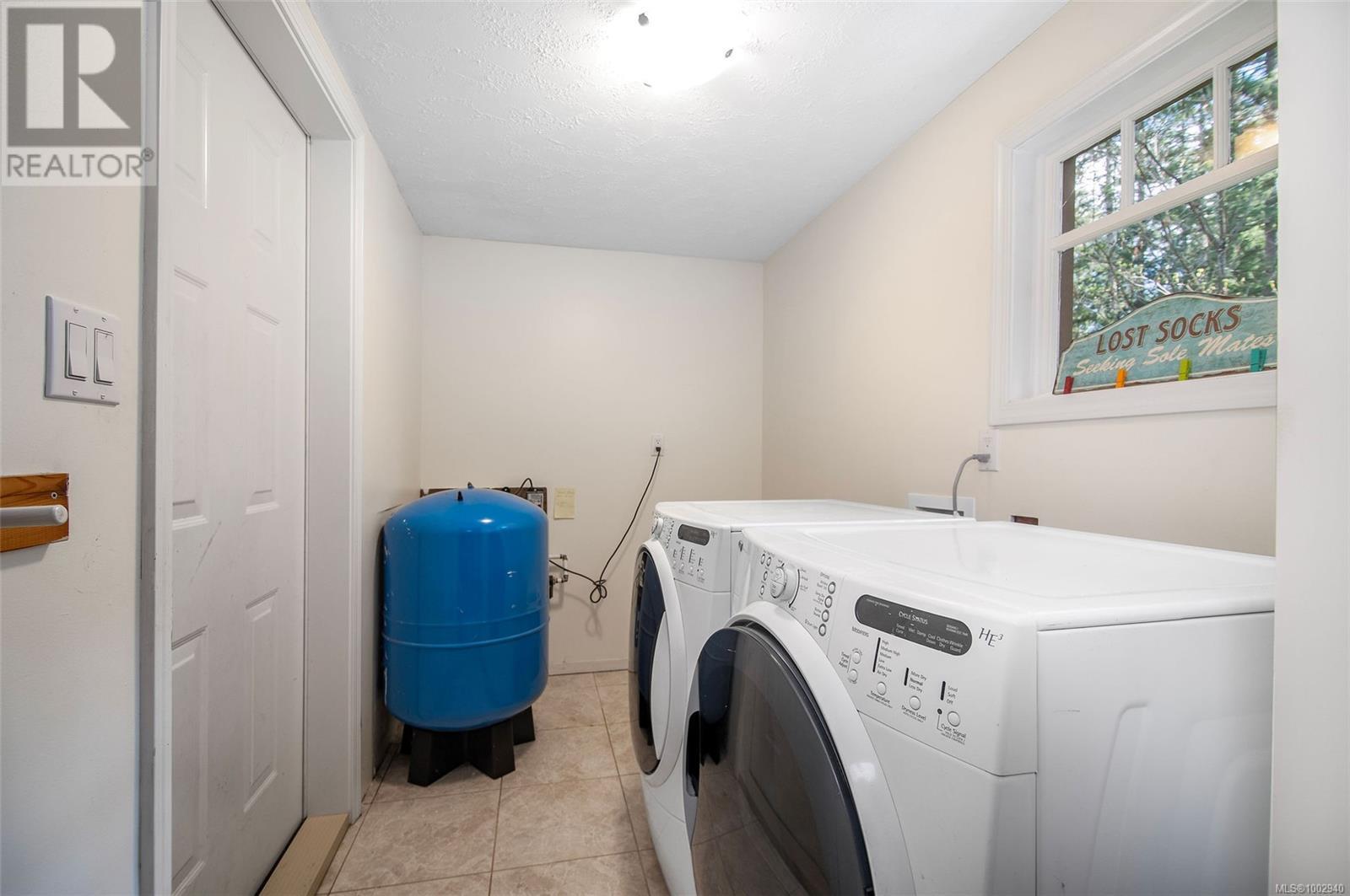 3835 James Cres, Black Creek, British Columbia  V9J 1G1 - Photo 19 - 1002940