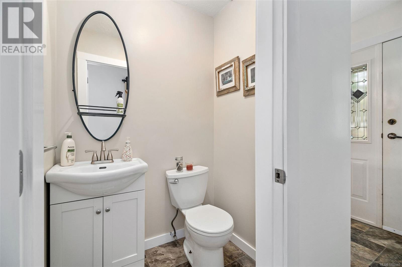 3835 James Cres, Black Creek, British Columbia  V9J 1G1 - Photo 20 - 1002940