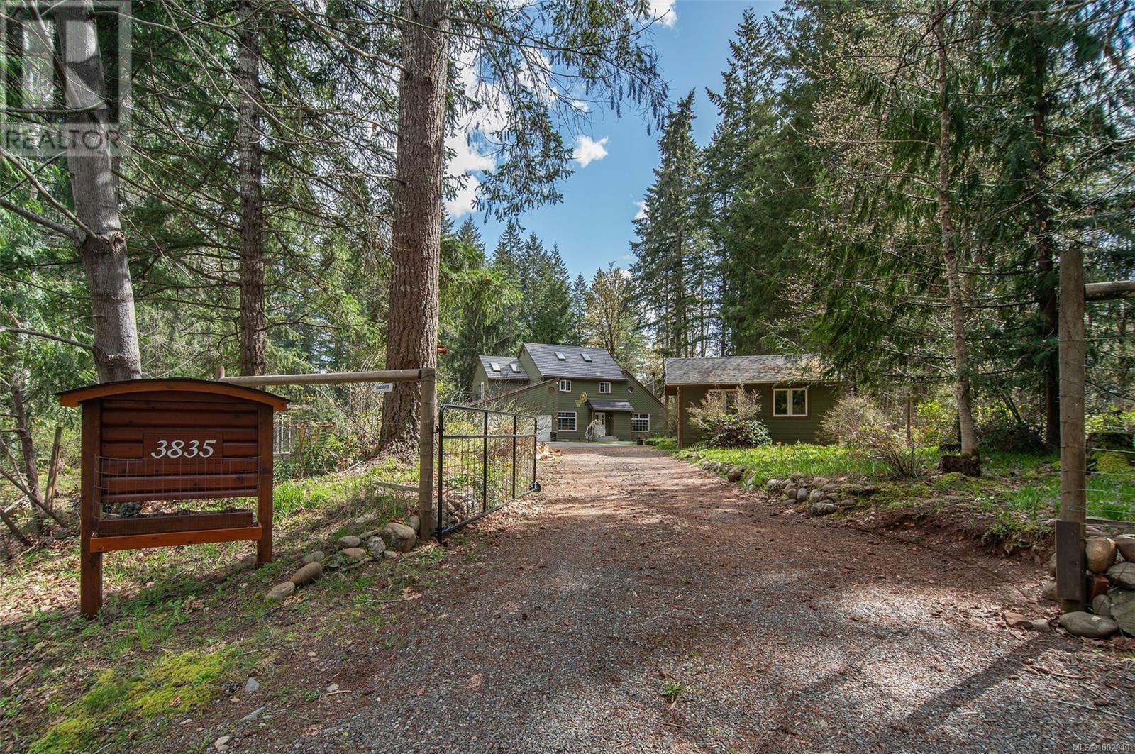 3835 James Cres, Black Creek, British Columbia  V9J 1G1 - Photo 33 - 1002940