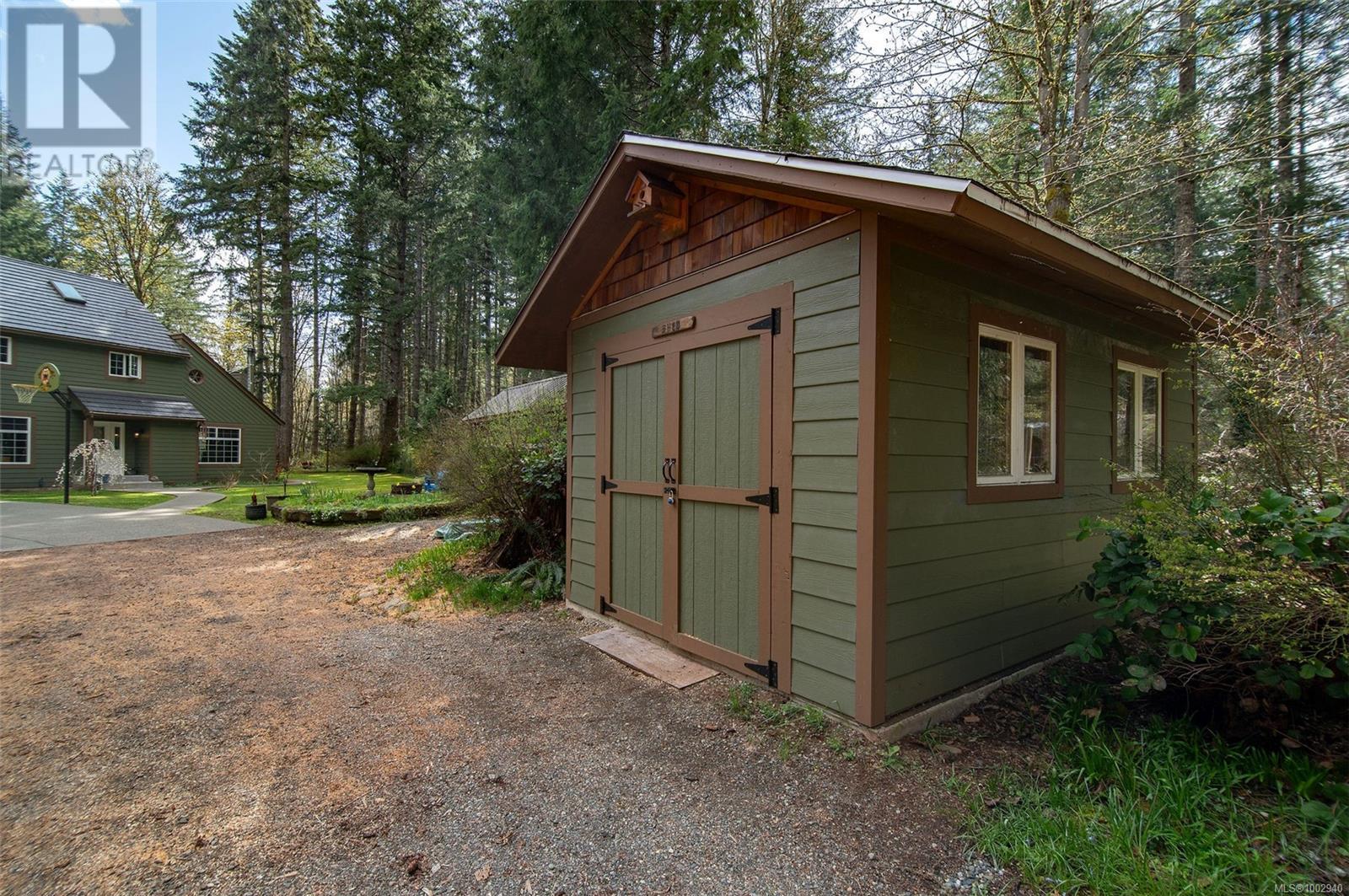 3835 James Cres, Black Creek, British Columbia  V9J 1G1 - Photo 36 - 1002940