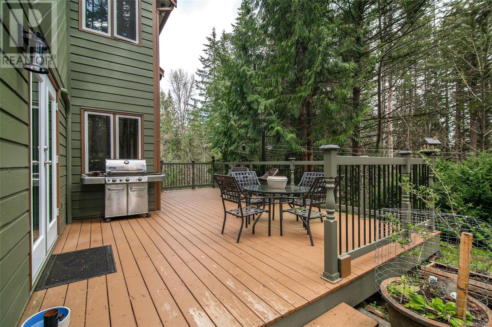 3835 James Cres, Black Creek, British Columbia  V9J 1G1 - Photo 37 - 1002940