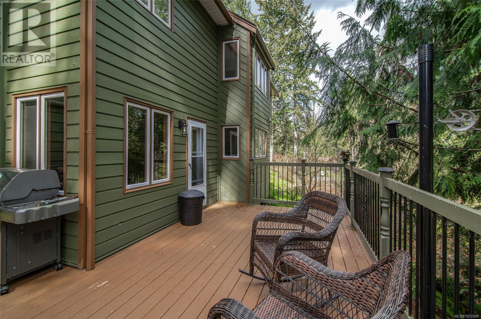 3835 James Cres, Black Creek, British Columbia  V9J 1G1 - Photo 39 - 1002940