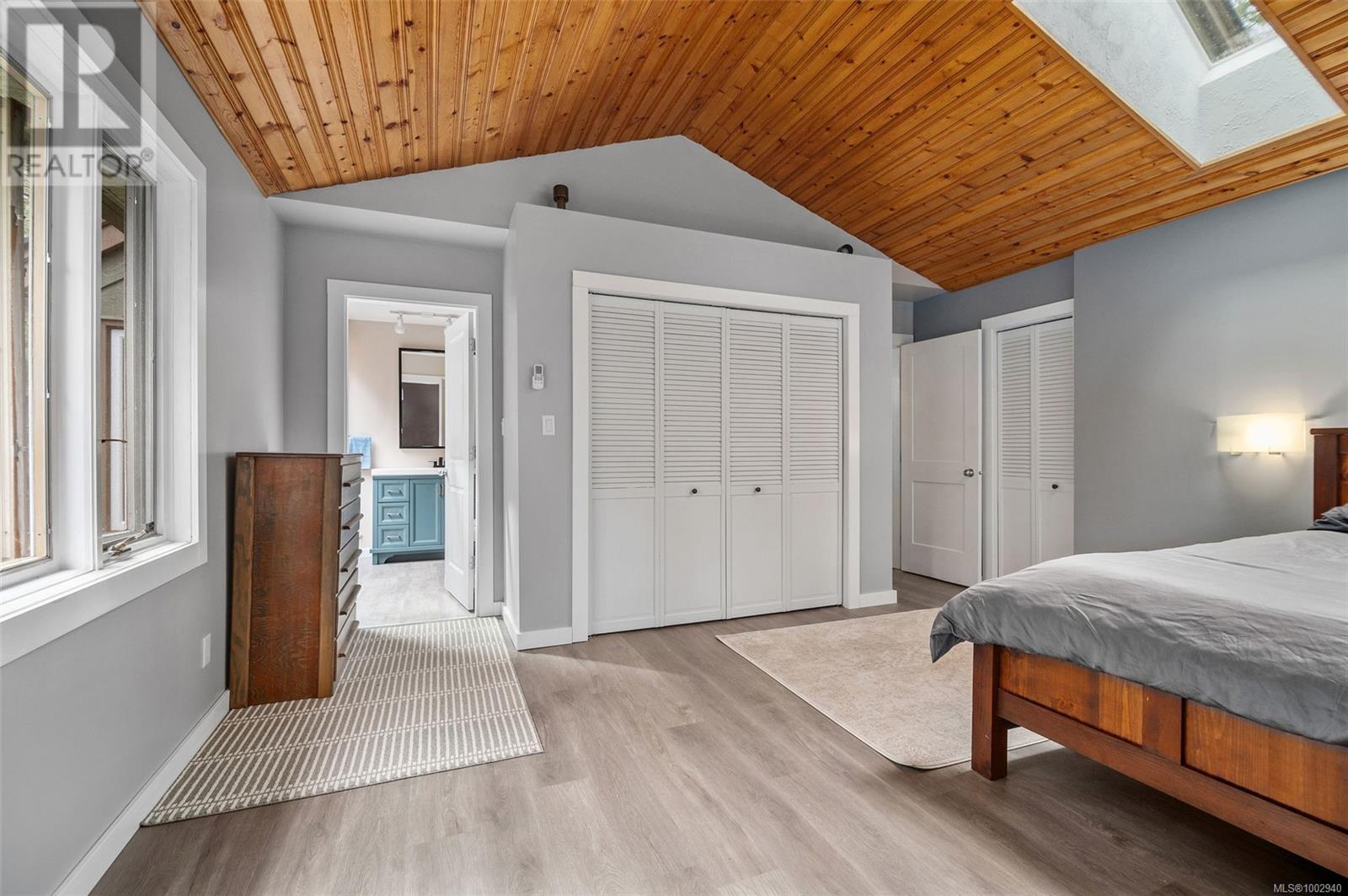 3835 James Cres, Black Creek, British Columbia  V9J 1G1 - Photo 4 - 1002940