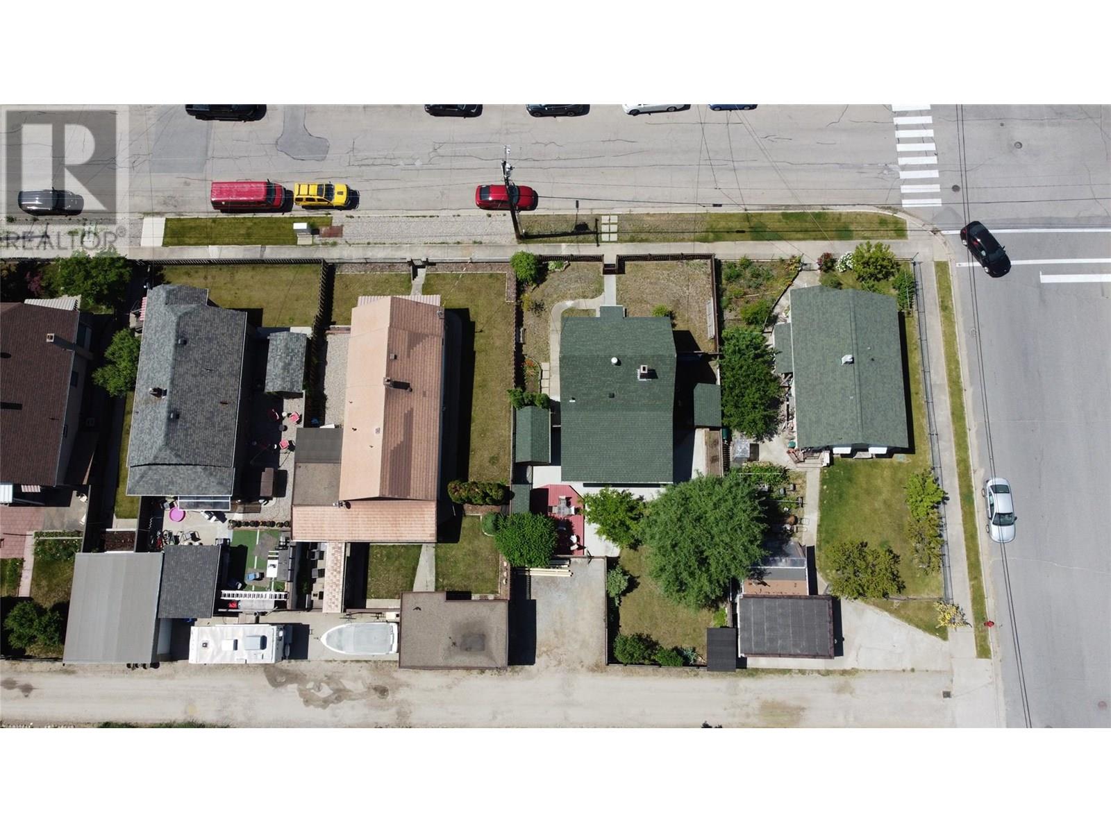 1317 Columbia Avenue, Trail, British Columbia  V1R 1J5 - Photo 55 - 10351507