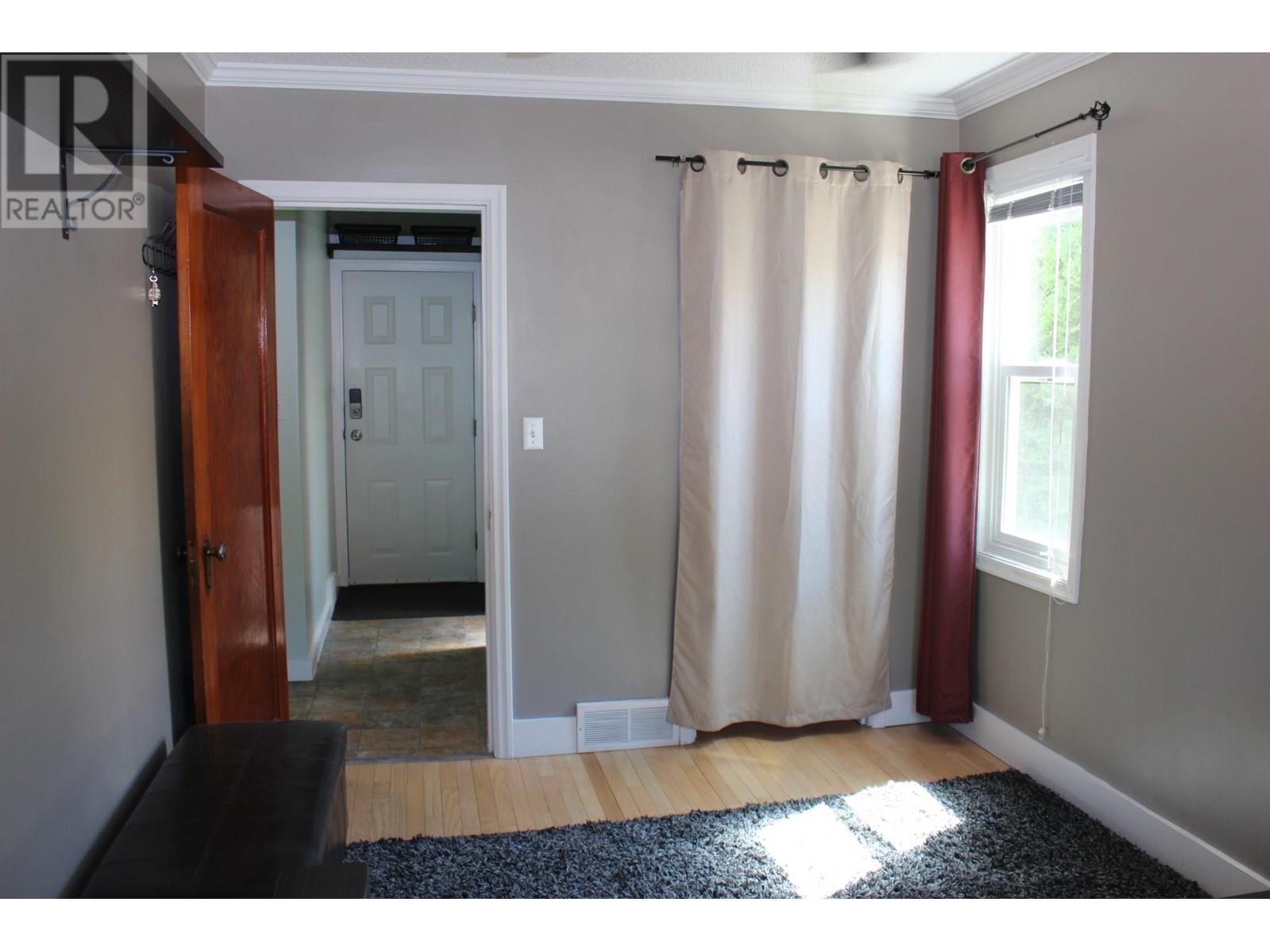 1317 Columbia Avenue, Trail, British Columbia  V1R 1J5 - Photo 30 - 10351507
