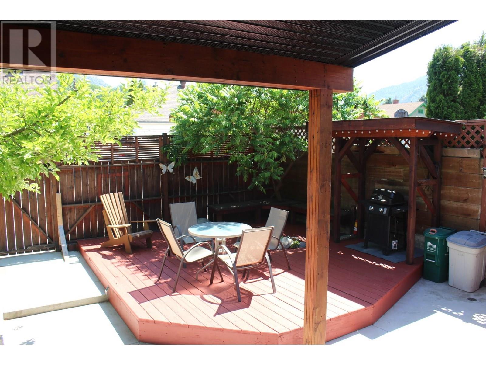 1317 Columbia Avenue, Trail, British Columbia  V1R 1J5 - Photo 12 - 10351507