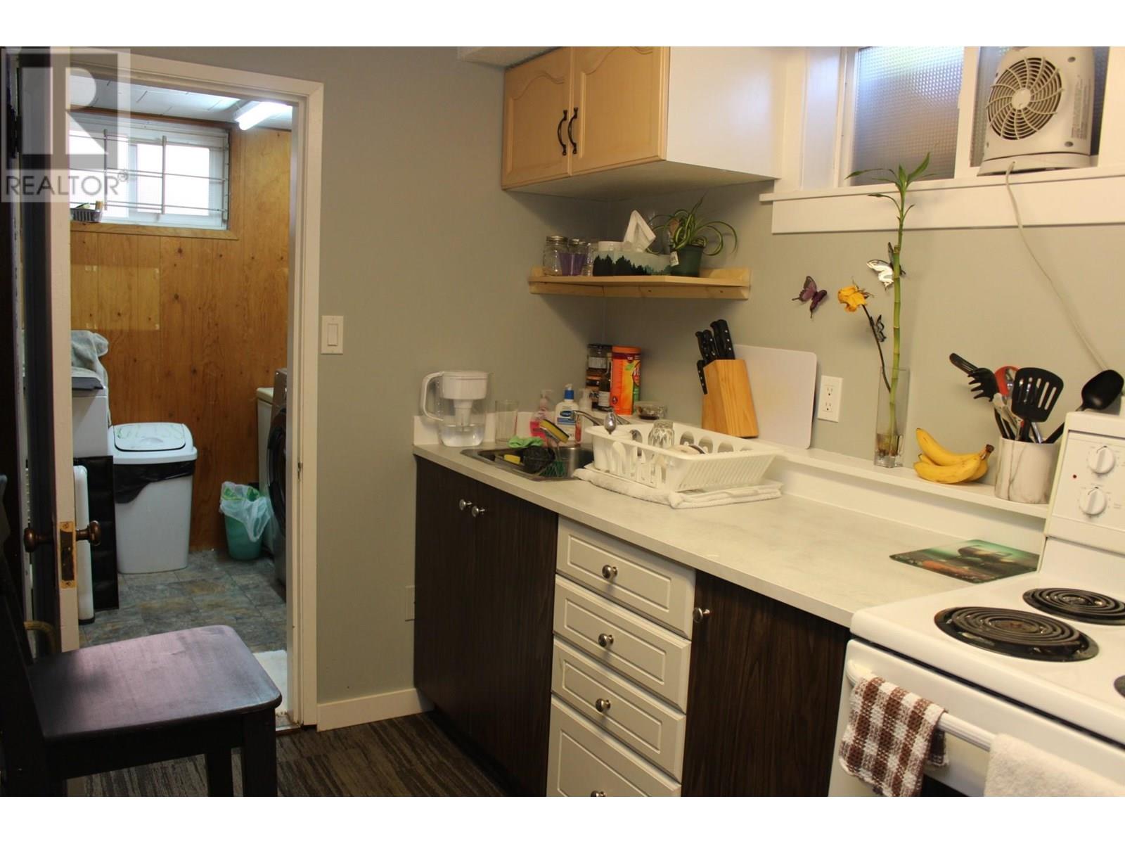 1317 Columbia Avenue, Trail, British Columbia  V1R 1J5 - Photo 46 - 10351507