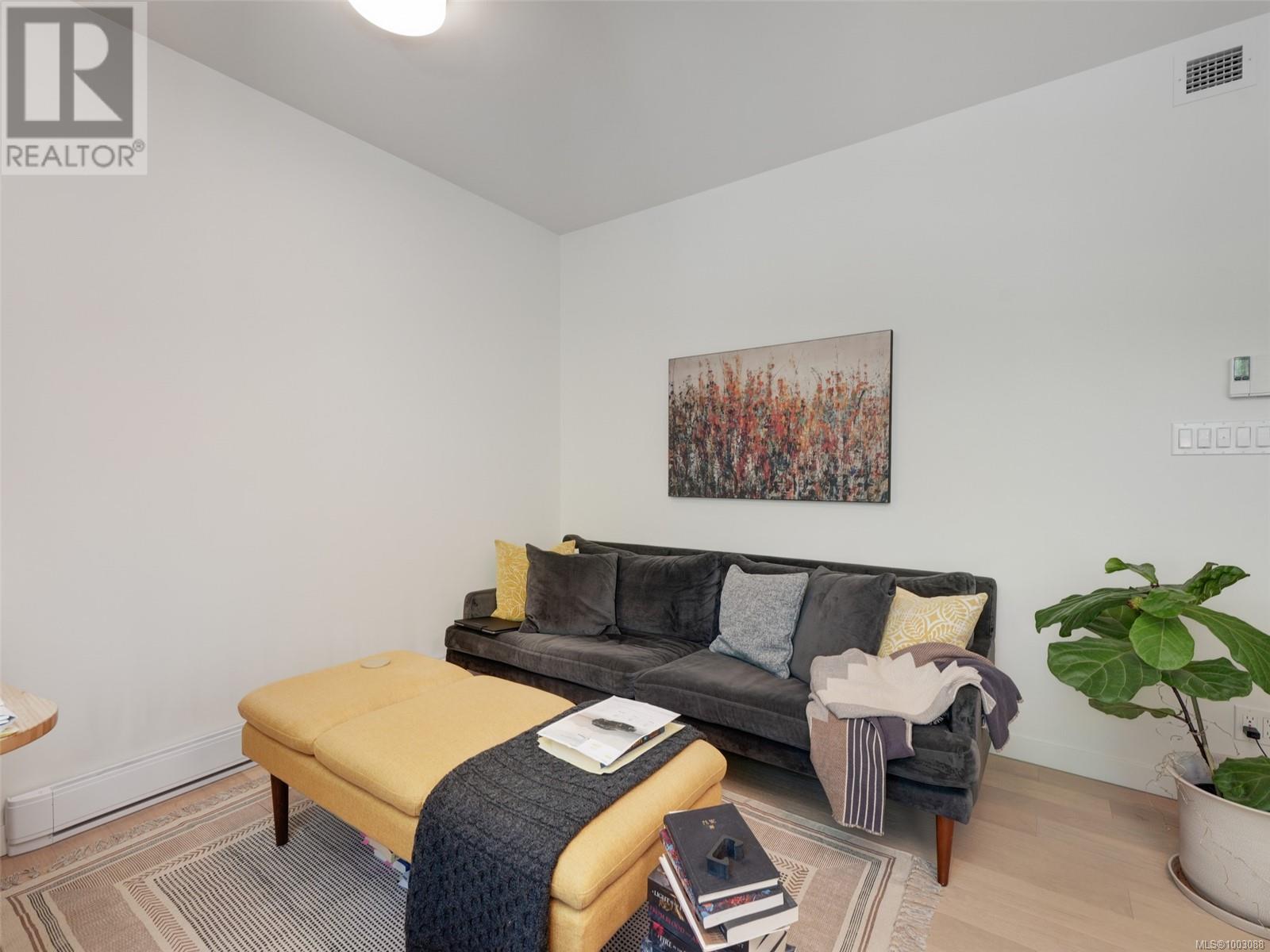 104 530 Michigan St, Victoria, British Columbia  V8V 0G2 - Photo 10 - 1003088