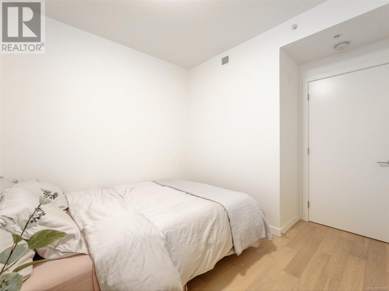 104 530 Michigan St, Victoria, British Columbia  V8V 0G2 - Photo 14 - 1003088
