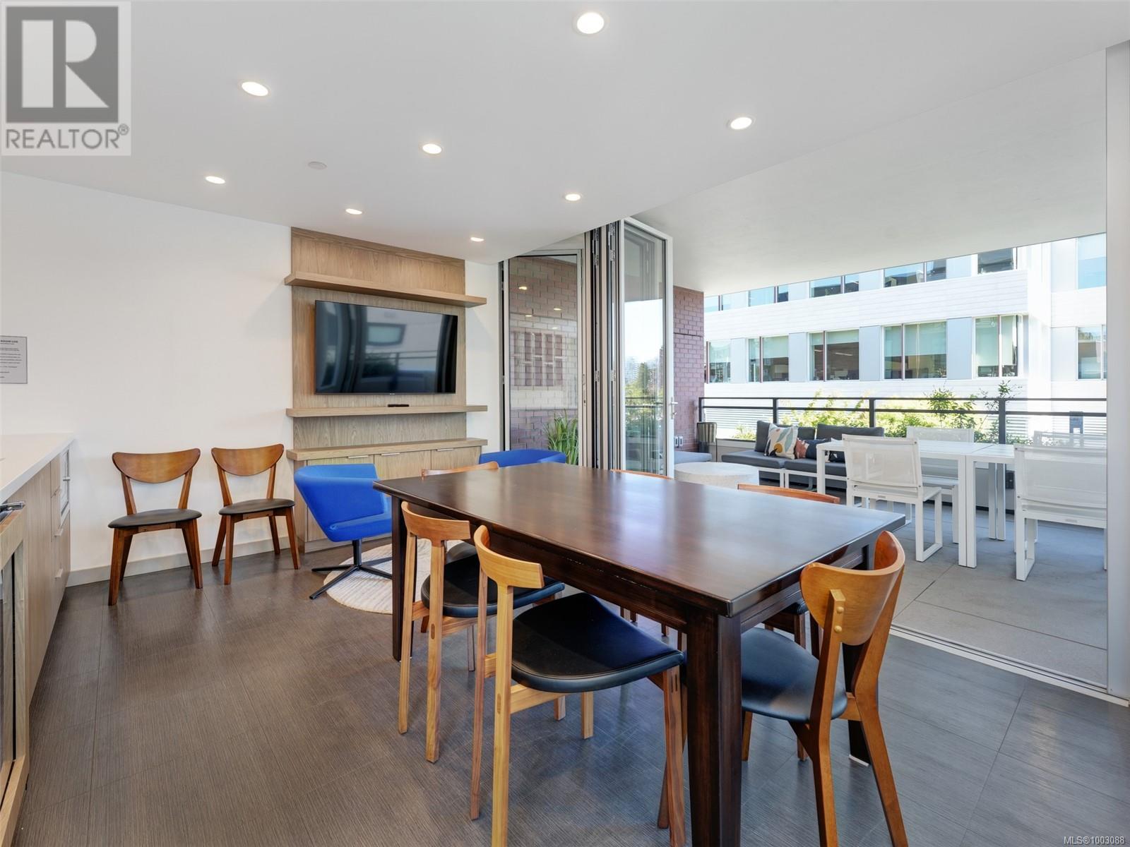 104 530 Michigan St, Victoria, British Columbia  V8V 0G2 - Photo 19 - 1003088