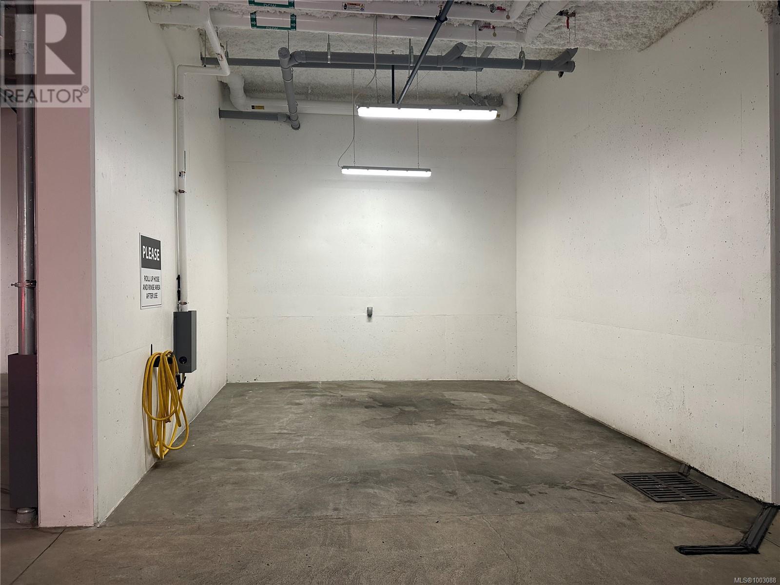 104 530 Michigan St, Victoria, British Columbia  V8V 0G2 - Photo 33 - 1003088