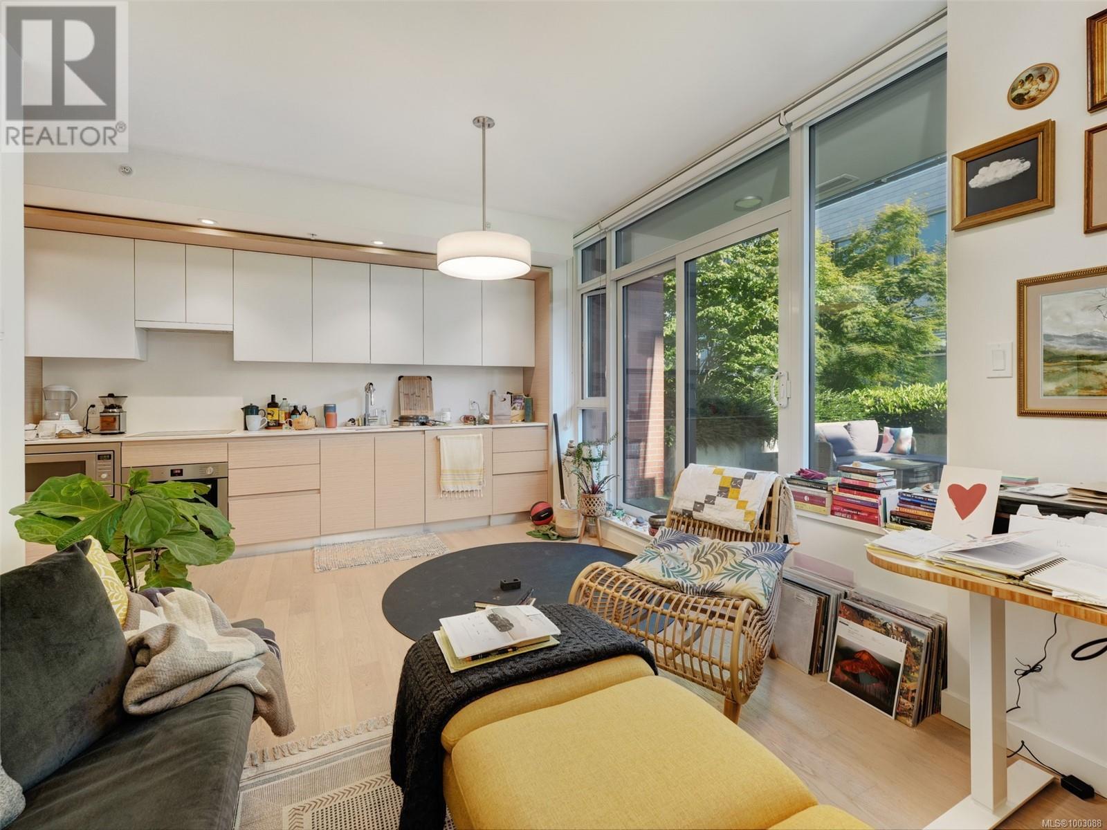 104 530 Michigan St, Victoria, British Columbia  V8V 0G2 - Photo 6 - 1003088