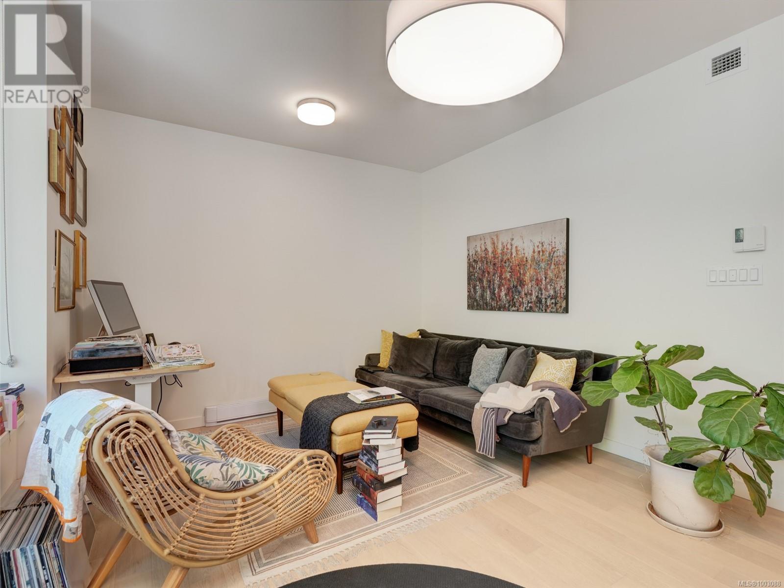 104 530 Michigan St, Victoria, British Columbia  V8V 0G2 - Photo 7 - 1003088