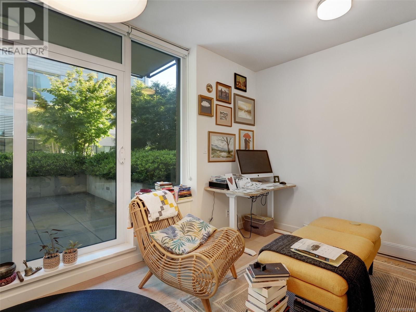 104 530 Michigan St, Victoria, British Columbia  V8V 0G2 - Photo 8 - 1003088