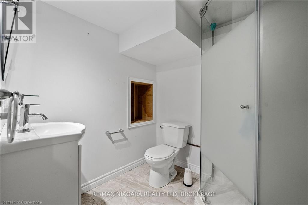 67 West Street N, Thorold, Ontario  L2V 2S4 - Photo 15 - 40740037