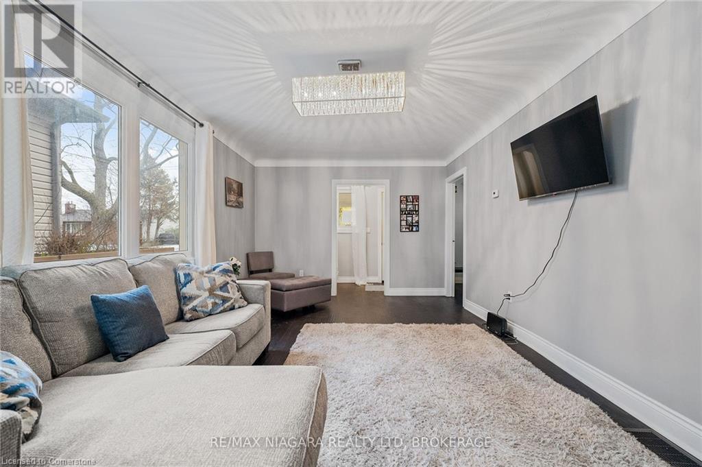 67 West Street N, Thorold, Ontario  L2V 2S4 - Photo 5 - 40740037