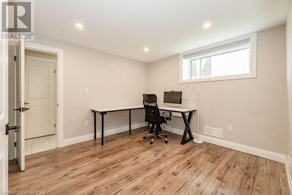 346 Lexington Road, Waterloo, Ontario  N2K 1X2 - Photo 36 - 40739943