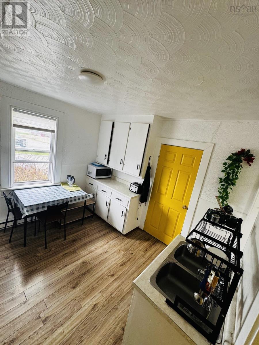 105 Welton Street, Sydney, Nova Scotia  B1P 5R6 - Photo 6 - 202510528
