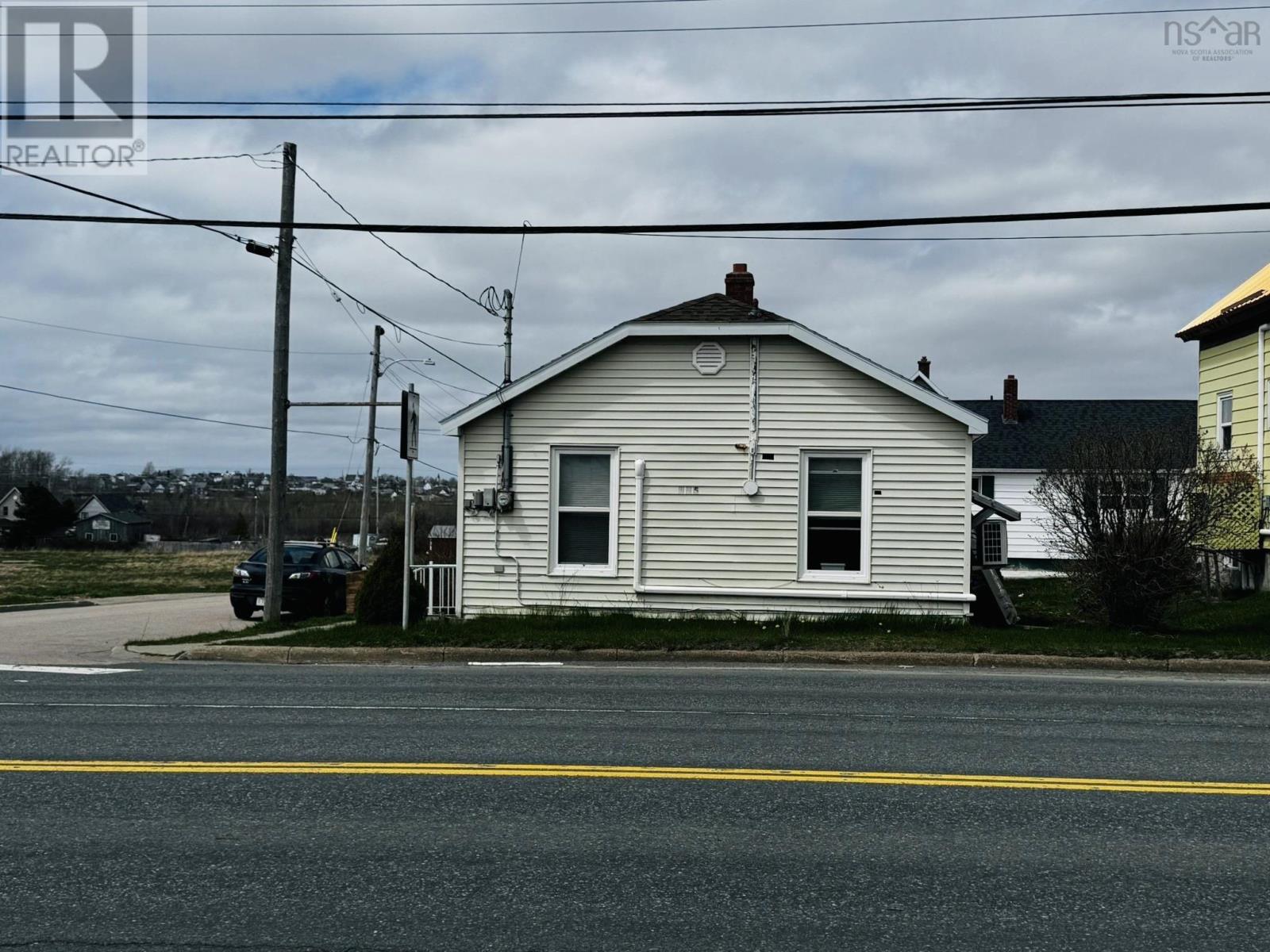 Property at 105 Welton Street image 4