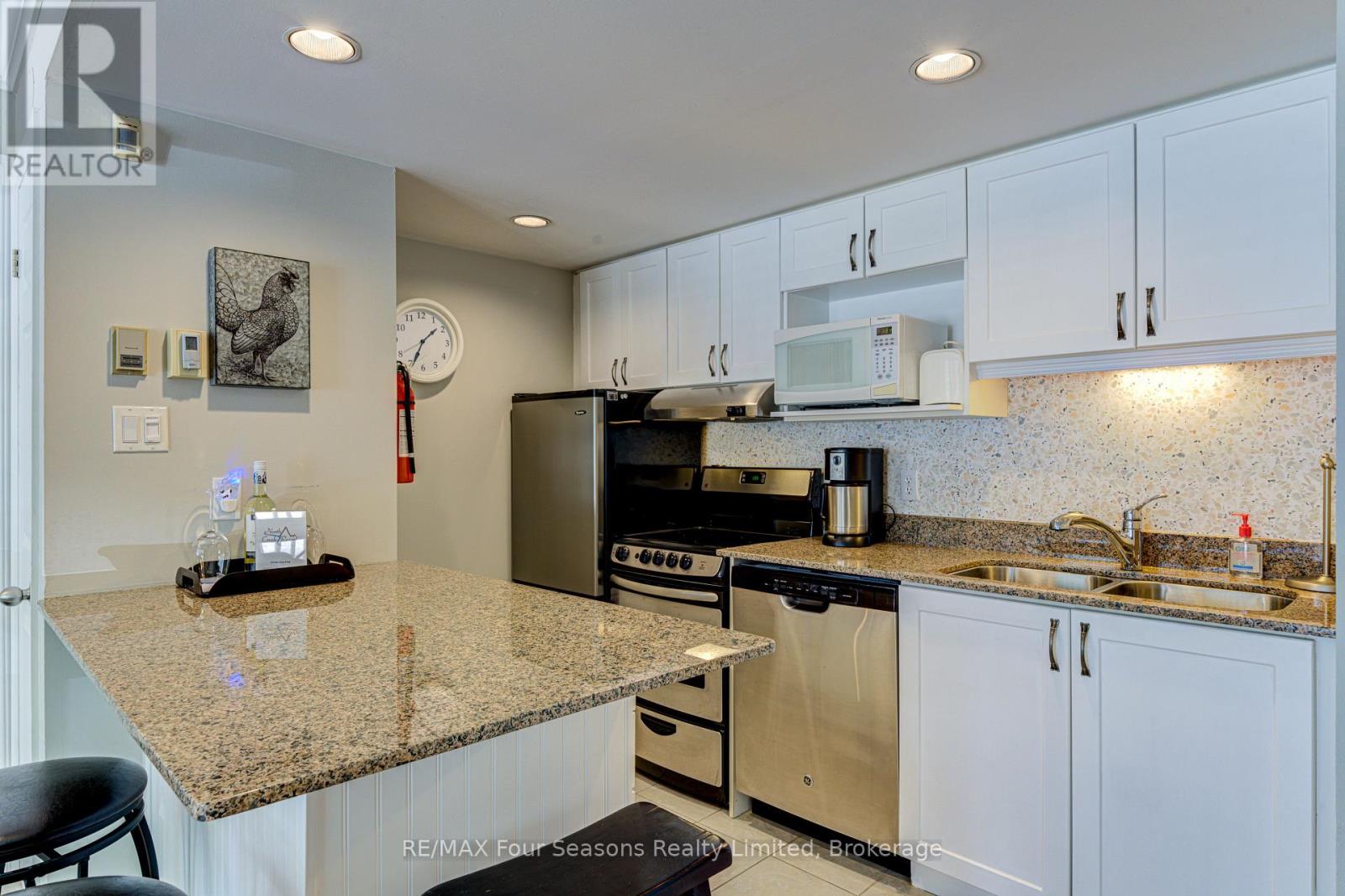 705 - 796468 Grey Road 19, Blue Mountains, Ontario  L9Y 0N6 - Photo 4 - X12212616