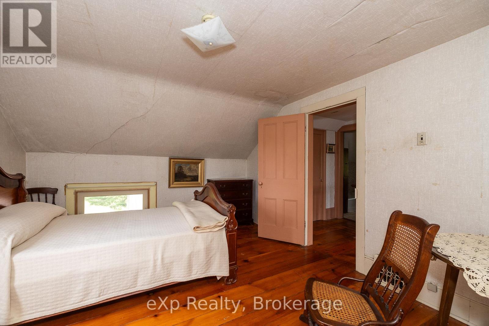 64 Garafraxa Street, Chatsworth, Ontario  N0H 1G0 - Photo 32 - X12212633