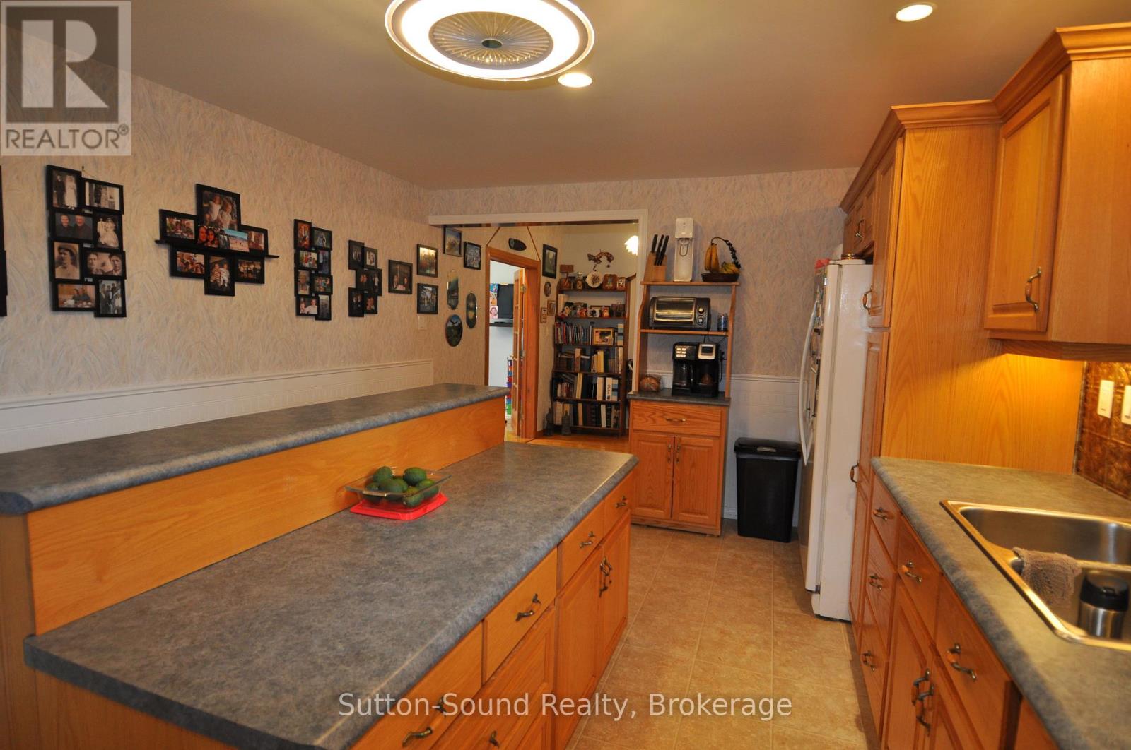 77 Highway 10 Highway, Chatsworth, Ontario  N0H 1G0 - Photo 13 - X12212643