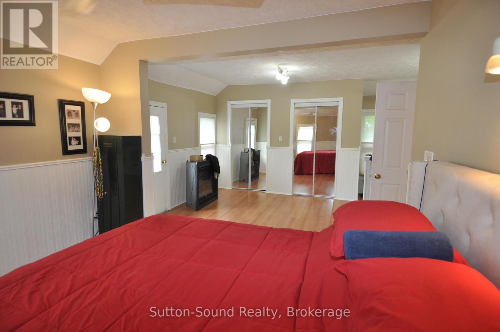 77 Highway 10 Highway, Chatsworth, Ontario  N0H 1G0 - Photo 24 - X12212643