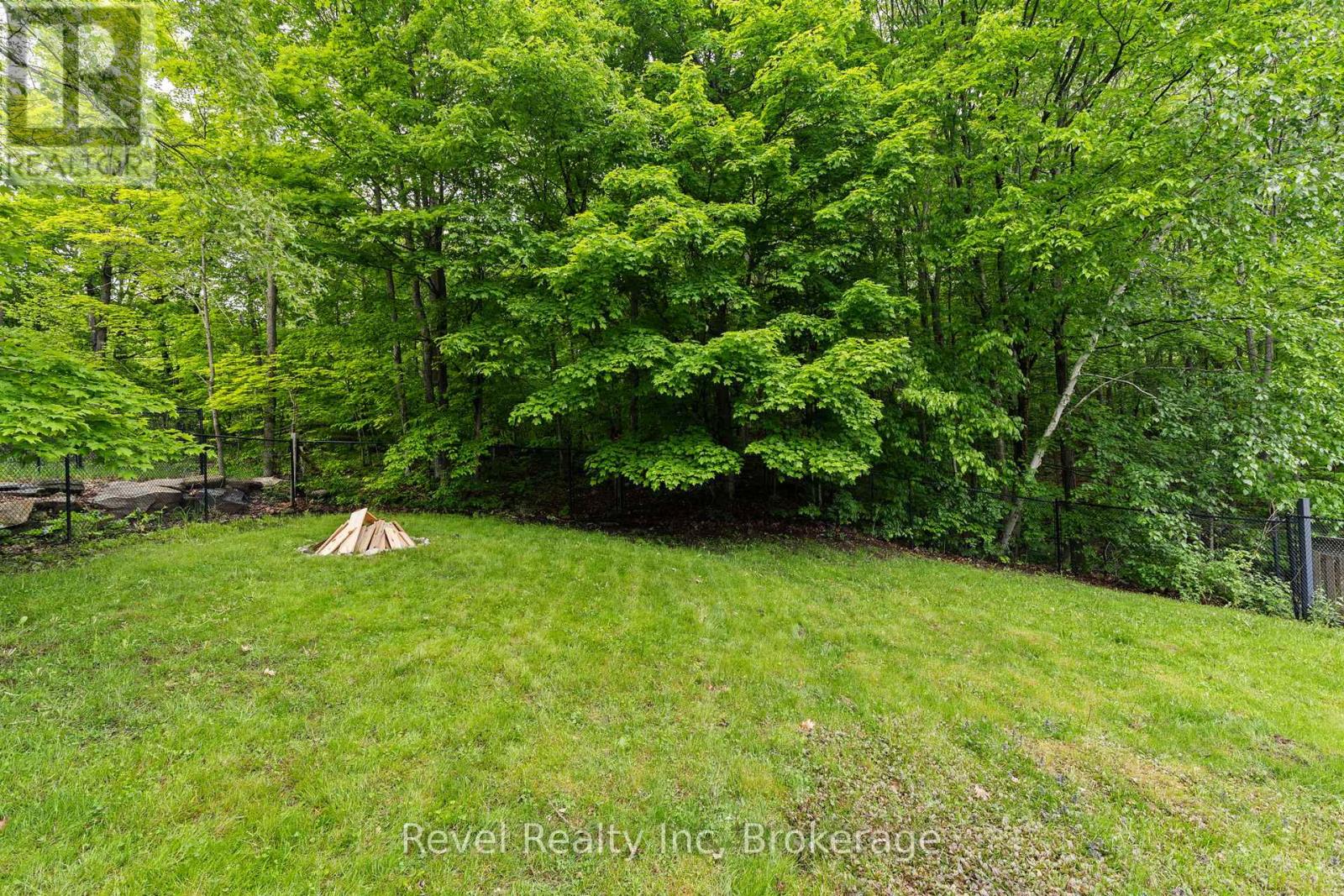 35 Macklaim Drive, Parry Sound, Ontario  P2A 2Z7 - Photo 28 - X12212661