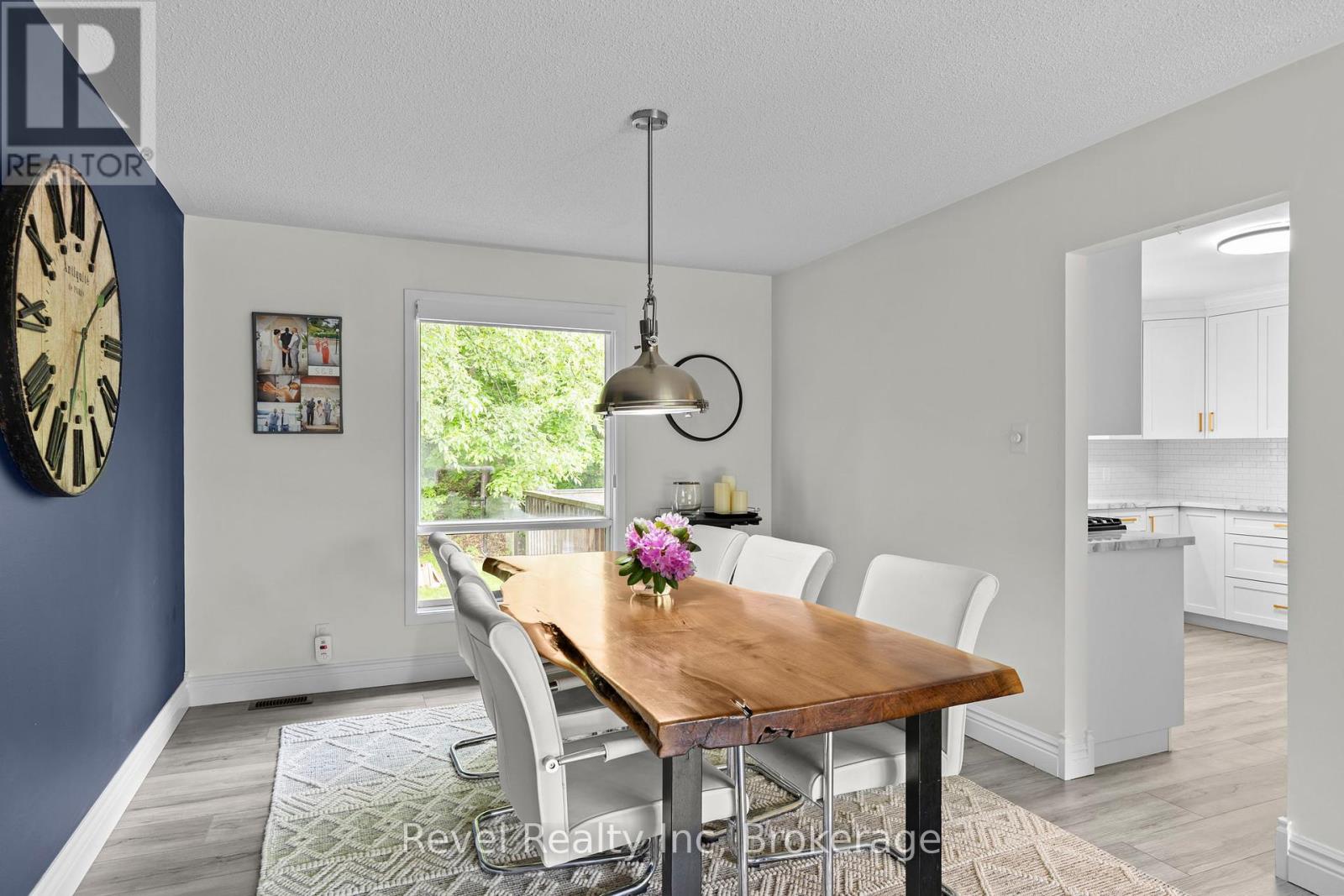 35 Macklaim Drive, Parry Sound, Ontario  P2A 2Z7 - Photo 6 - X12212661