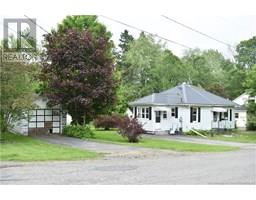 18 Elm Street, Canterbury, New Brunswick