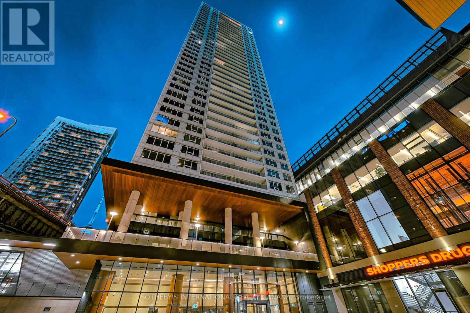 3602 - 17 Bathurst Street, Toronto (Waterfront Communities), Ontario  M5V 1A5 - Photo 1 - C12212350