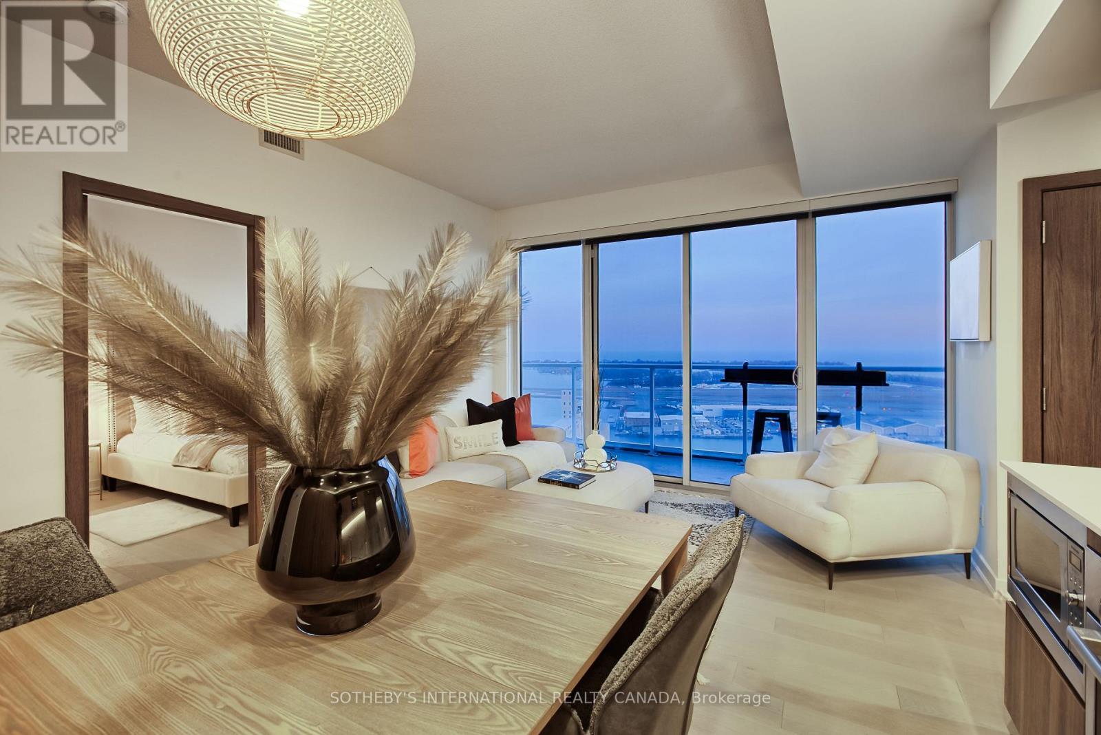 3602 - 17 Bathurst Street, Toronto (Waterfront Communities), Ontario  M5V 1A5 - Photo 12 - C12212350