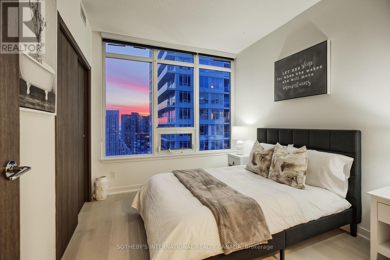 3602 - 17 Bathurst Street, Toronto (Waterfront Communities), Ontario  M5V 1A5 - Photo 33 - C12212350