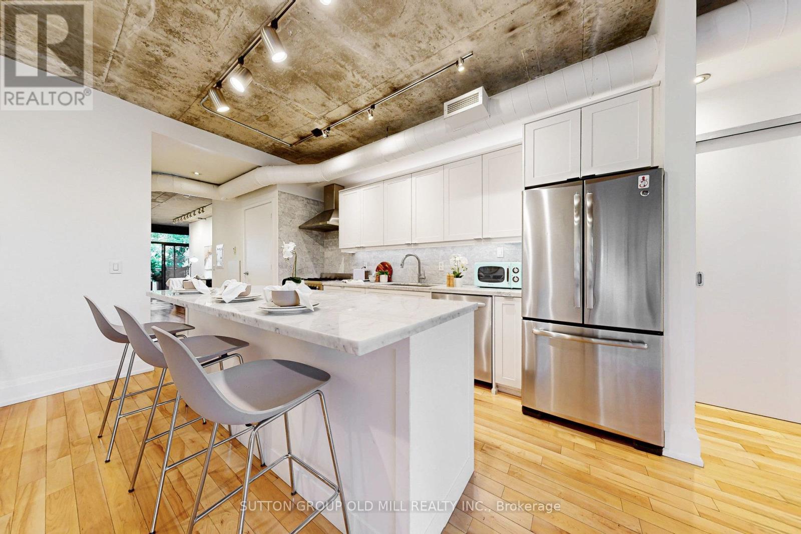 320 - 62 Niagara Street, Toronto (Niagara), Ontario  M5V 1C5 - Photo 12 - C12212353