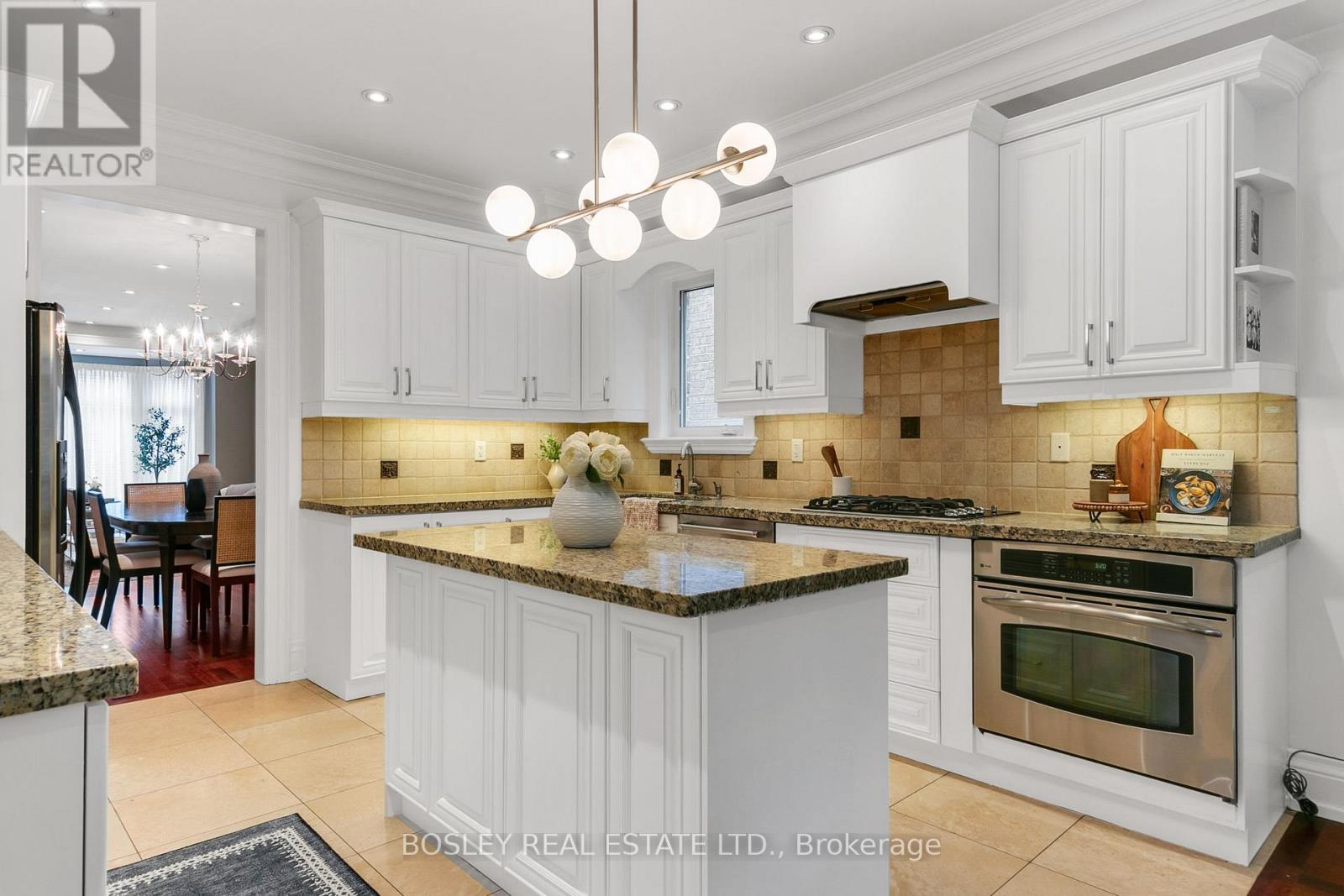 256 Haddington Avenue, Toronto (Bedford Park-Nortown), Ontario  M5M 2P9 - Photo 21 - C12212364