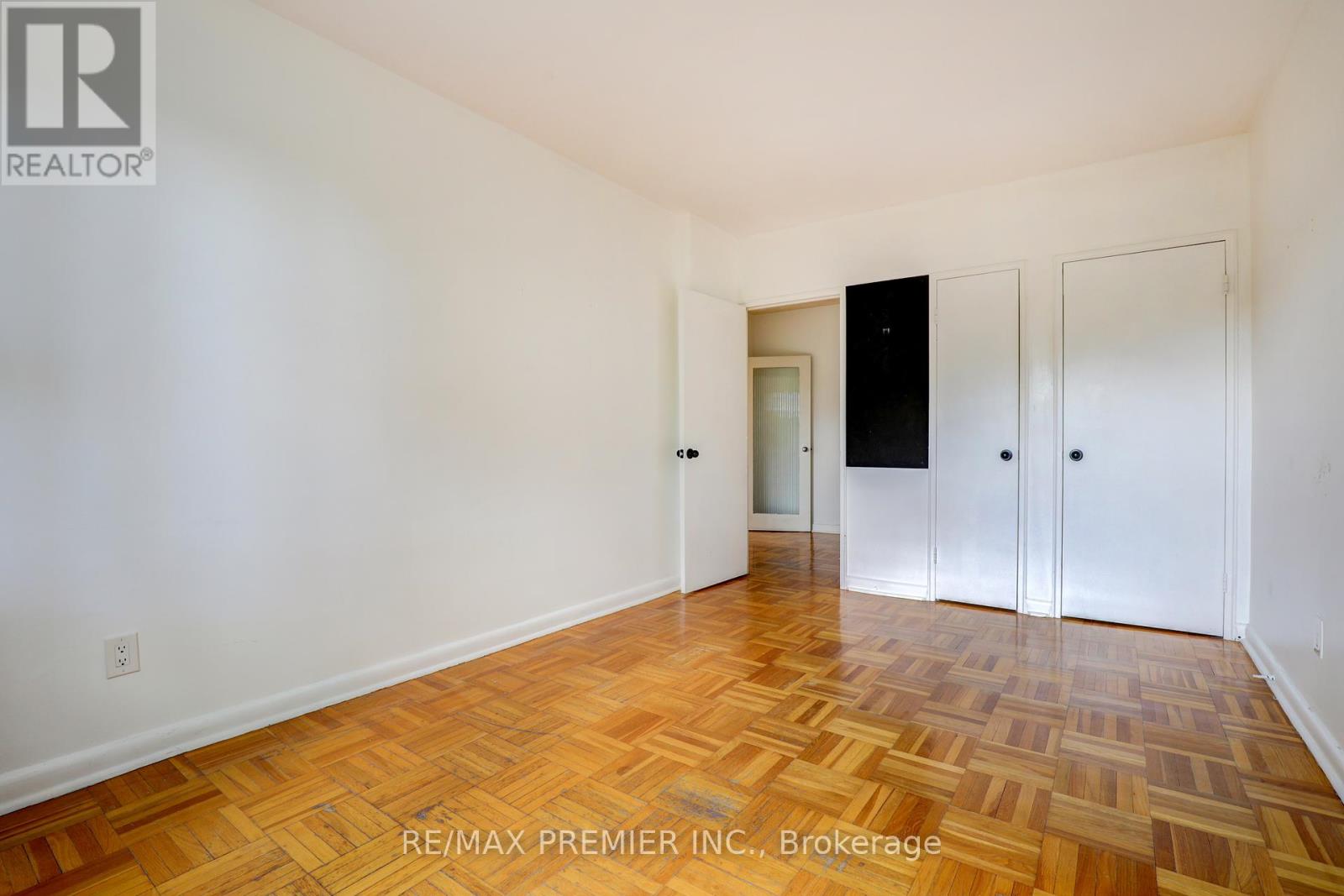 9 - 8 Corinth Gardens, Toronto (Mount Pleasant East), Ontario  M4P 2N5 - Photo 12 - C12212369