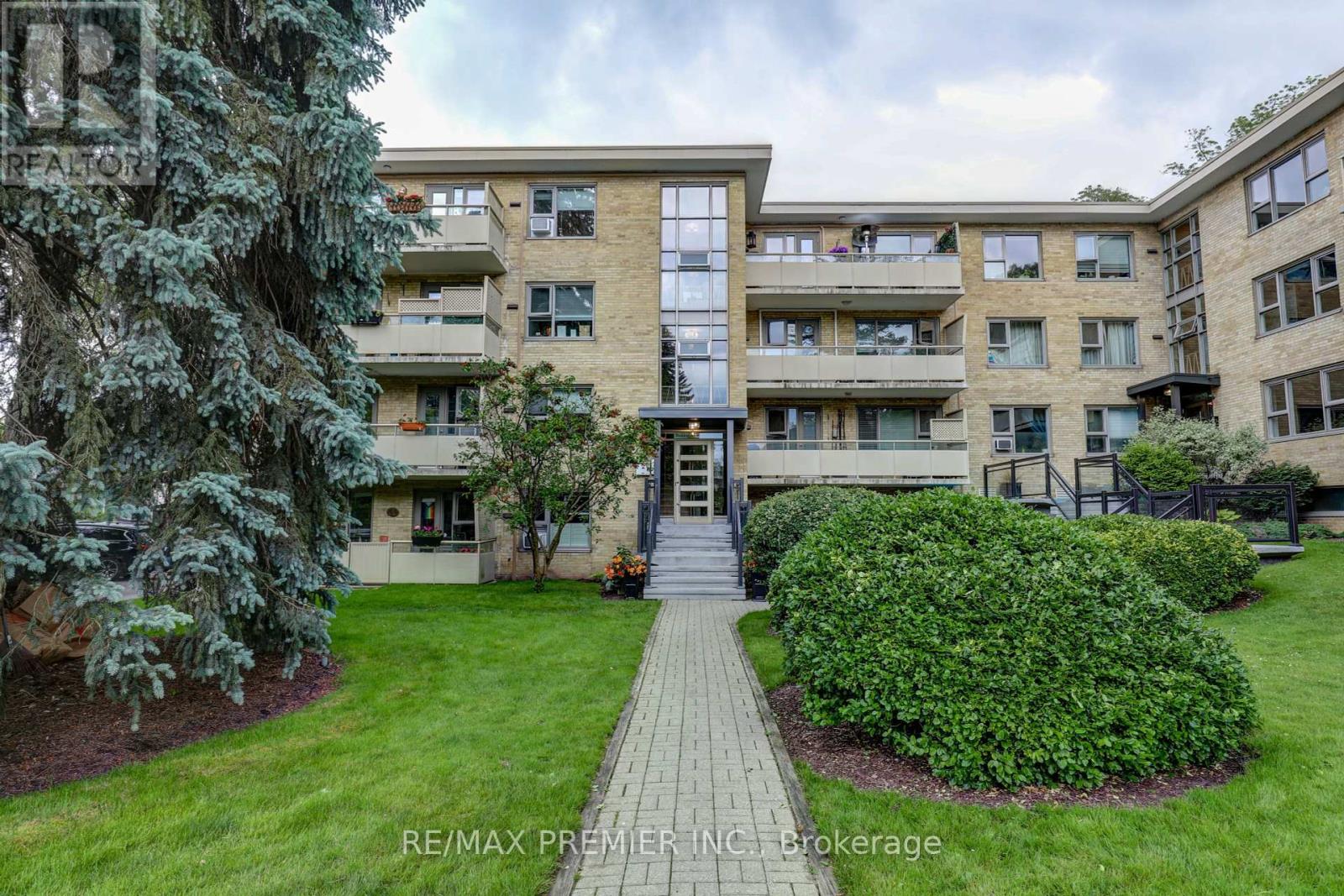 9 - 8 Corinth Gardens, Toronto (Mount Pleasant East), Ontario  M4P 2N5 - Photo 19 - C12212369