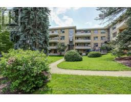 9 - 8 CORINTH GARDENS, Toronto, Ontario