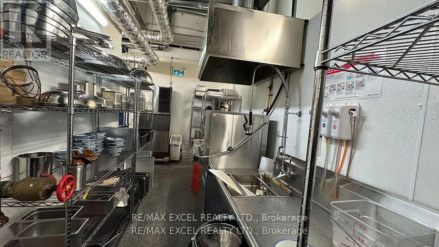 1 - 411 Church Street, Toronto (Church-Yonge Corridor), Ontario  M5B 2A4 - Photo 11 - C12212372