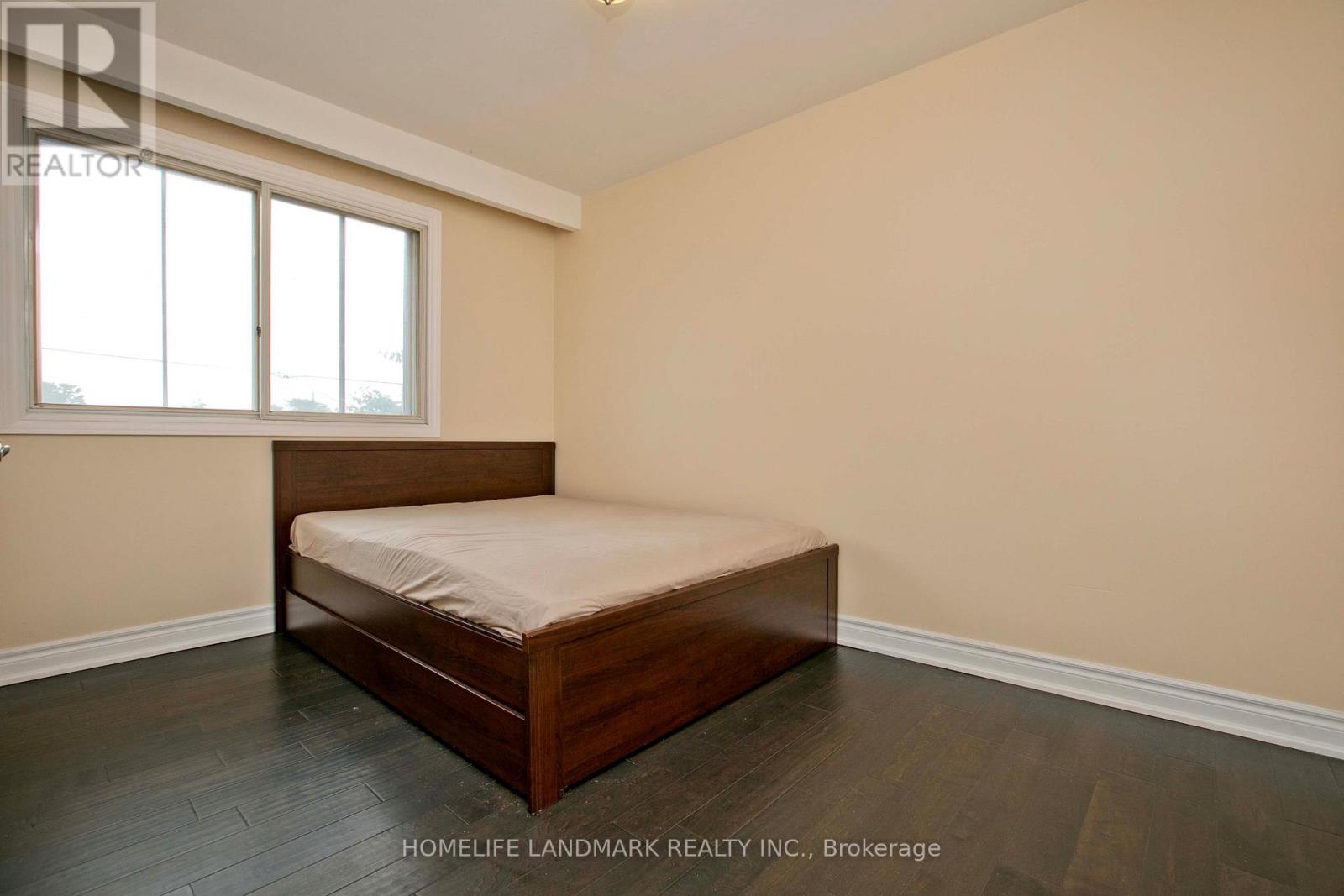 157 Pleasant View Drive, Toronto (Pleasant View), Ontario  M2J 3R3 - Photo 18 - C12212380