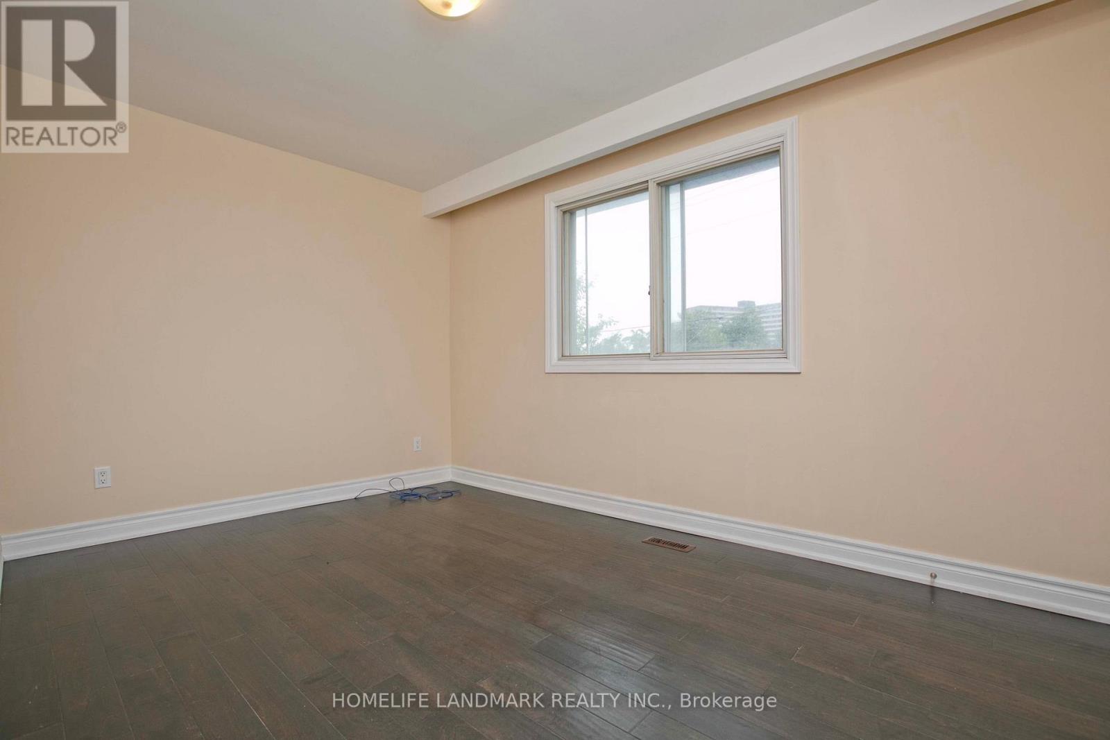 157 Pleasant View Drive, Toronto (Pleasant View), Ontario  M2J 3R3 - Photo 19 - C12212380
