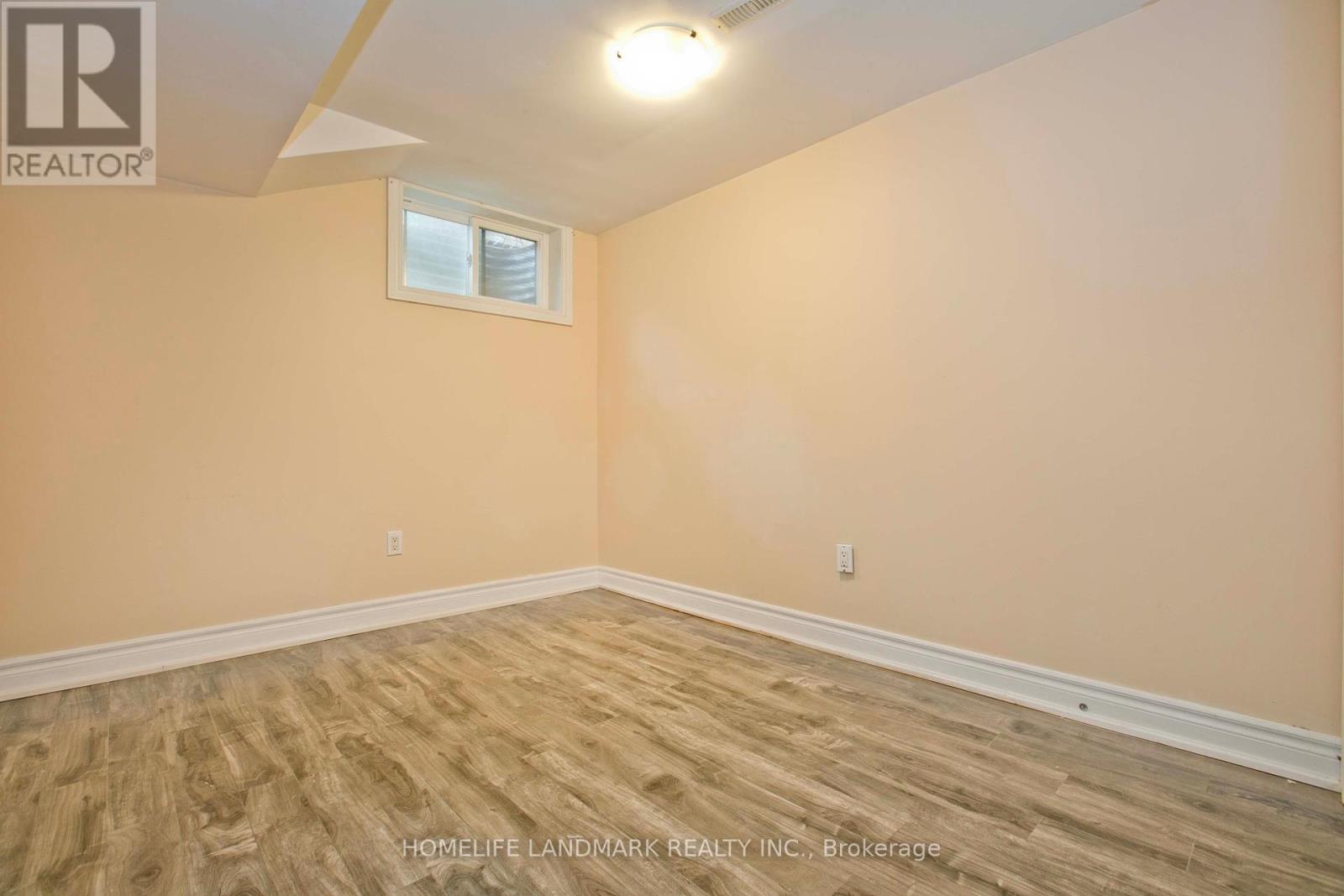 157 Pleasant View Drive, Toronto (Pleasant View), Ontario  M2J 3R3 - Photo 32 - C12212380