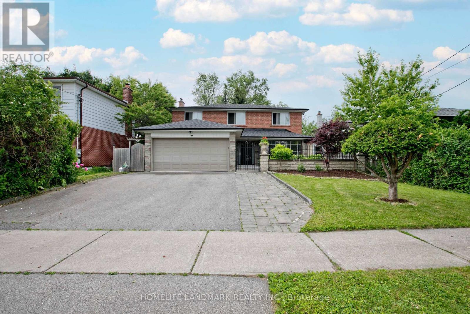 157 Pleasant View Drive, Toronto (Pleasant View), Ontario  M2J 3R3 - Photo 4 - C12212380
