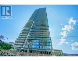 902 - 832 BAY STREET, Toronto, Ontario