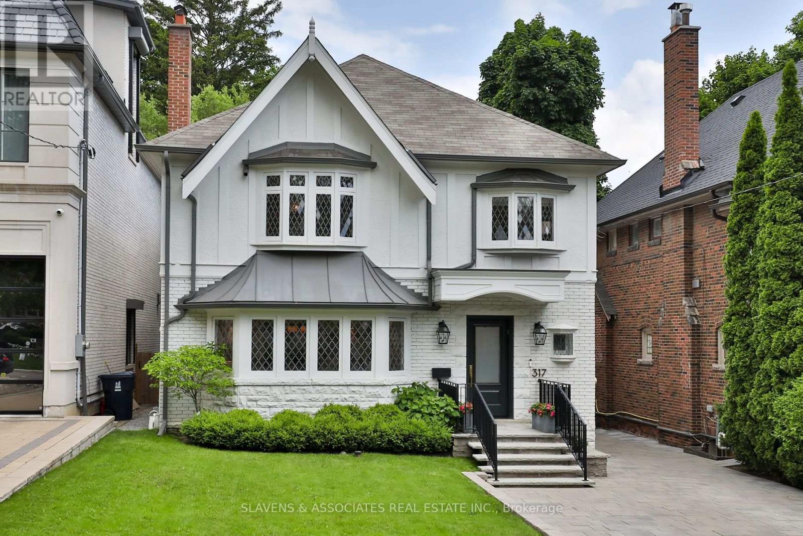 317 RICHVIEW AVENUE, Toronto, Ontario