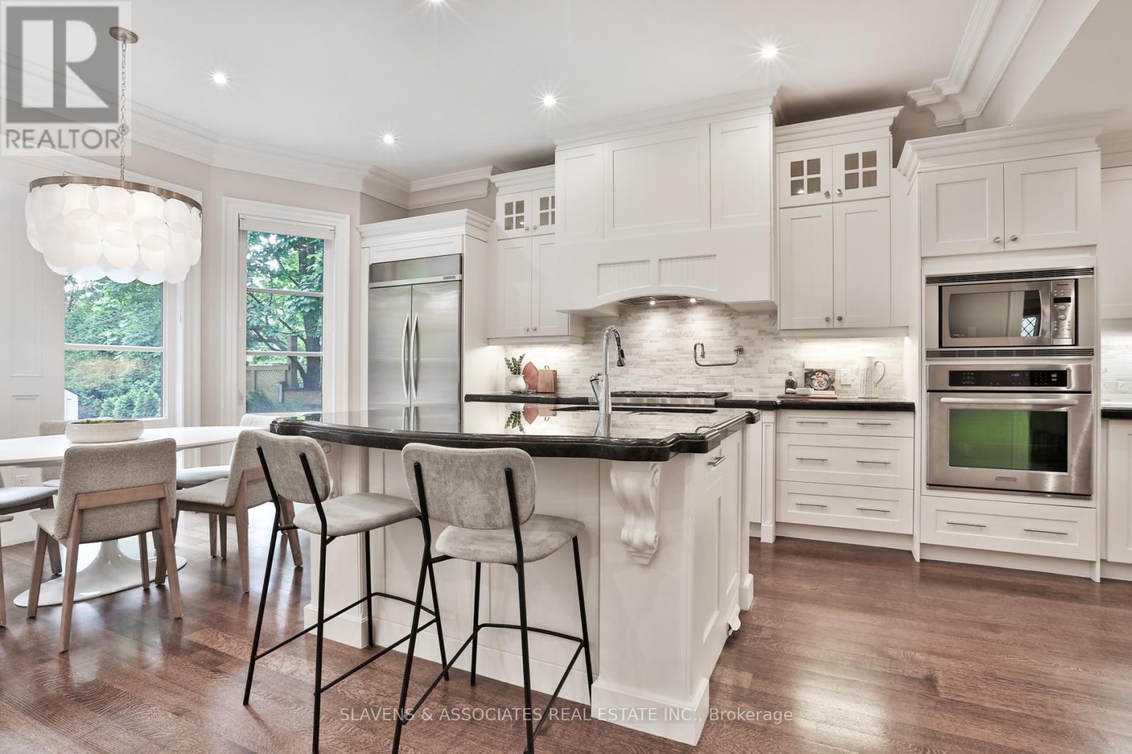 317 Richview Avenue, Toronto (Forest Hill South), Ontario  M5P 3G4 - Photo 15 - C12212428