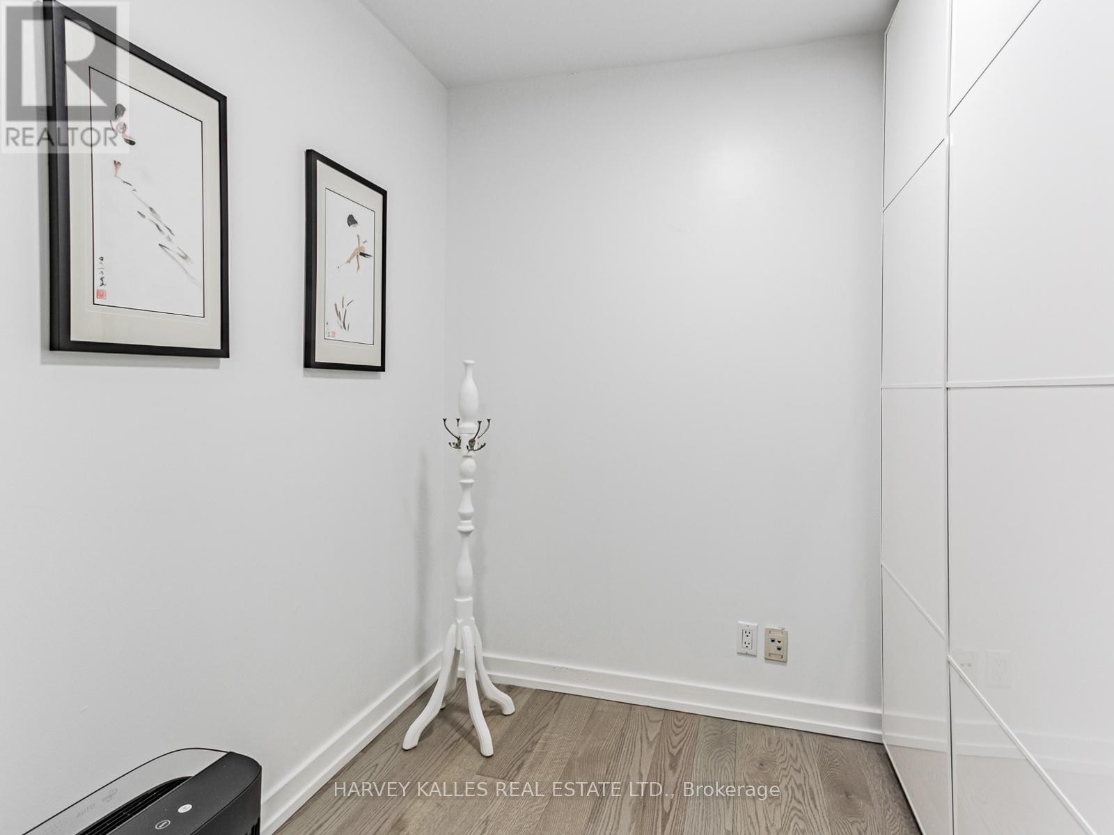 1810 - 381 Front Street W, Toronto (Waterfront Communities), Ontario  M5V 3R8 - Photo 5 - C12212476